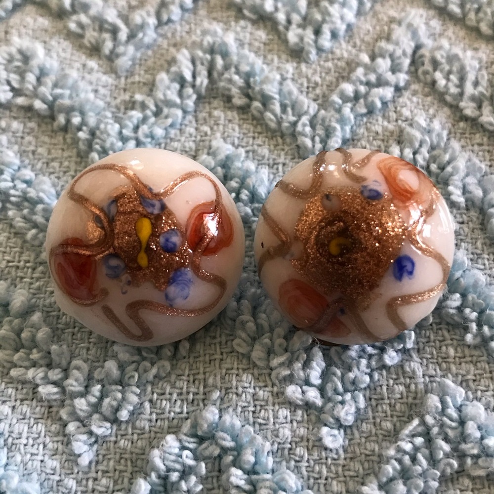 Venetian glass wedding cake clip on round earrings Italy